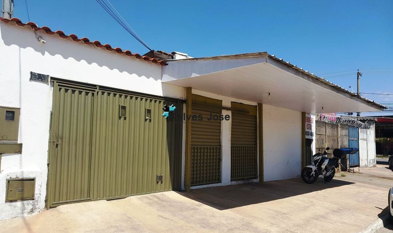 Casa 4 quartos e sala Comercial